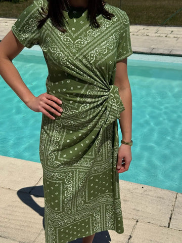 Robe à bandana vert