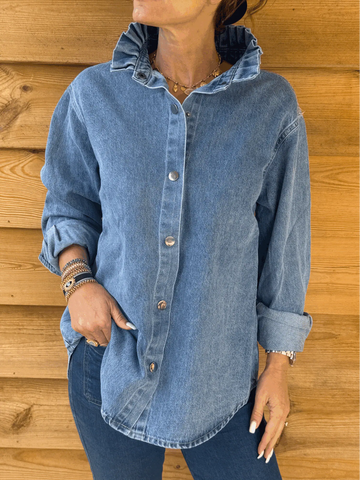 Chemise en jean bleu à col victorien